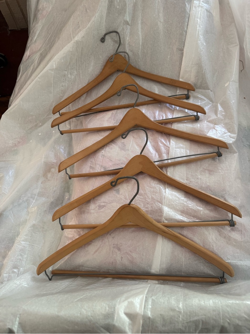 Set of 5Wooden Suit Hangers with Metal Bar - Natural Wooden